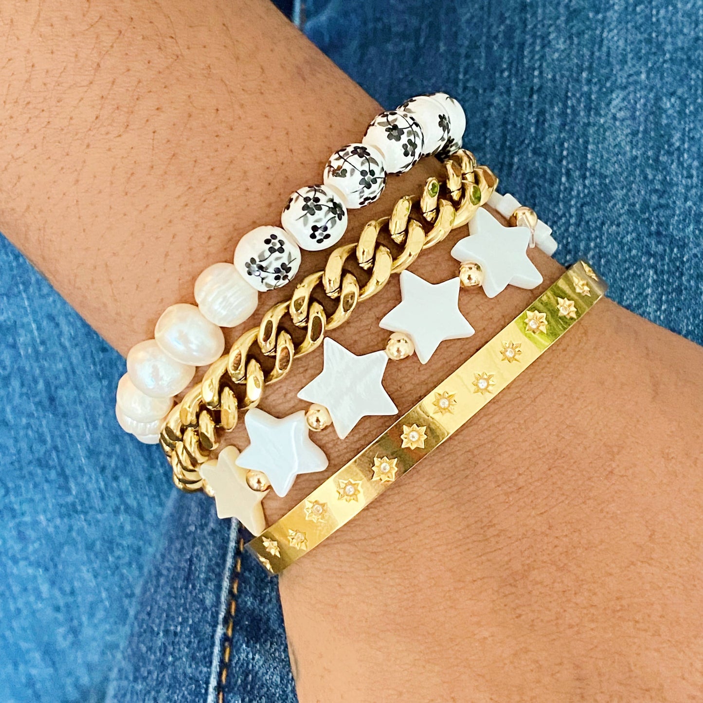 Shelly Star Stretch Bracelet: Cream