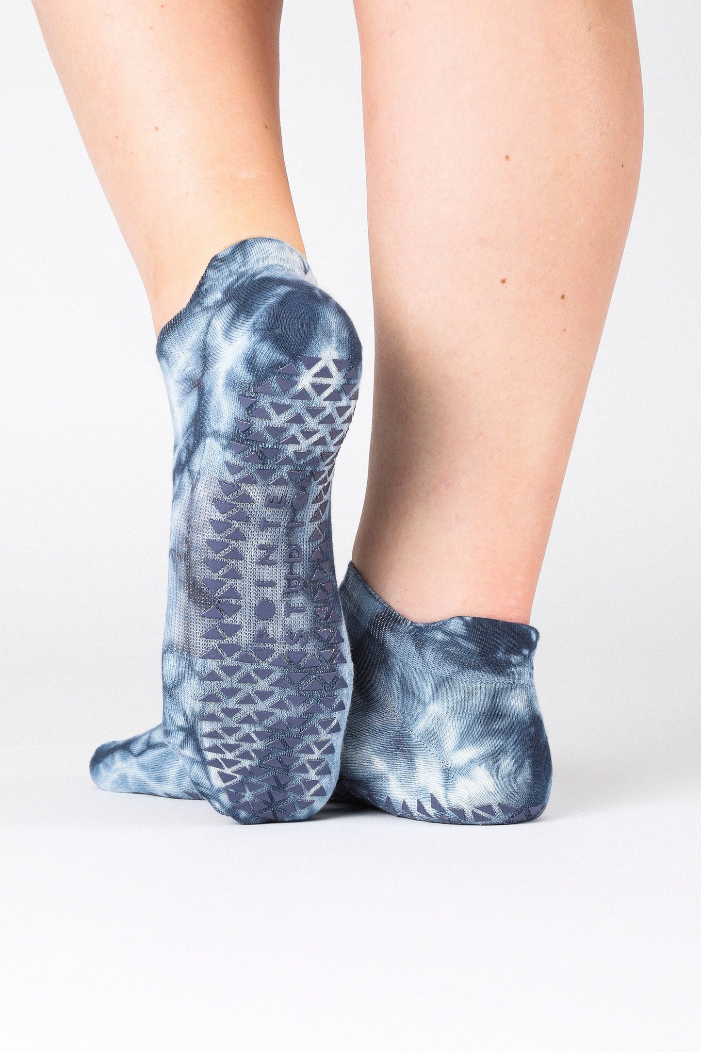 Washout Grip Sock: S/M / Blue Ink