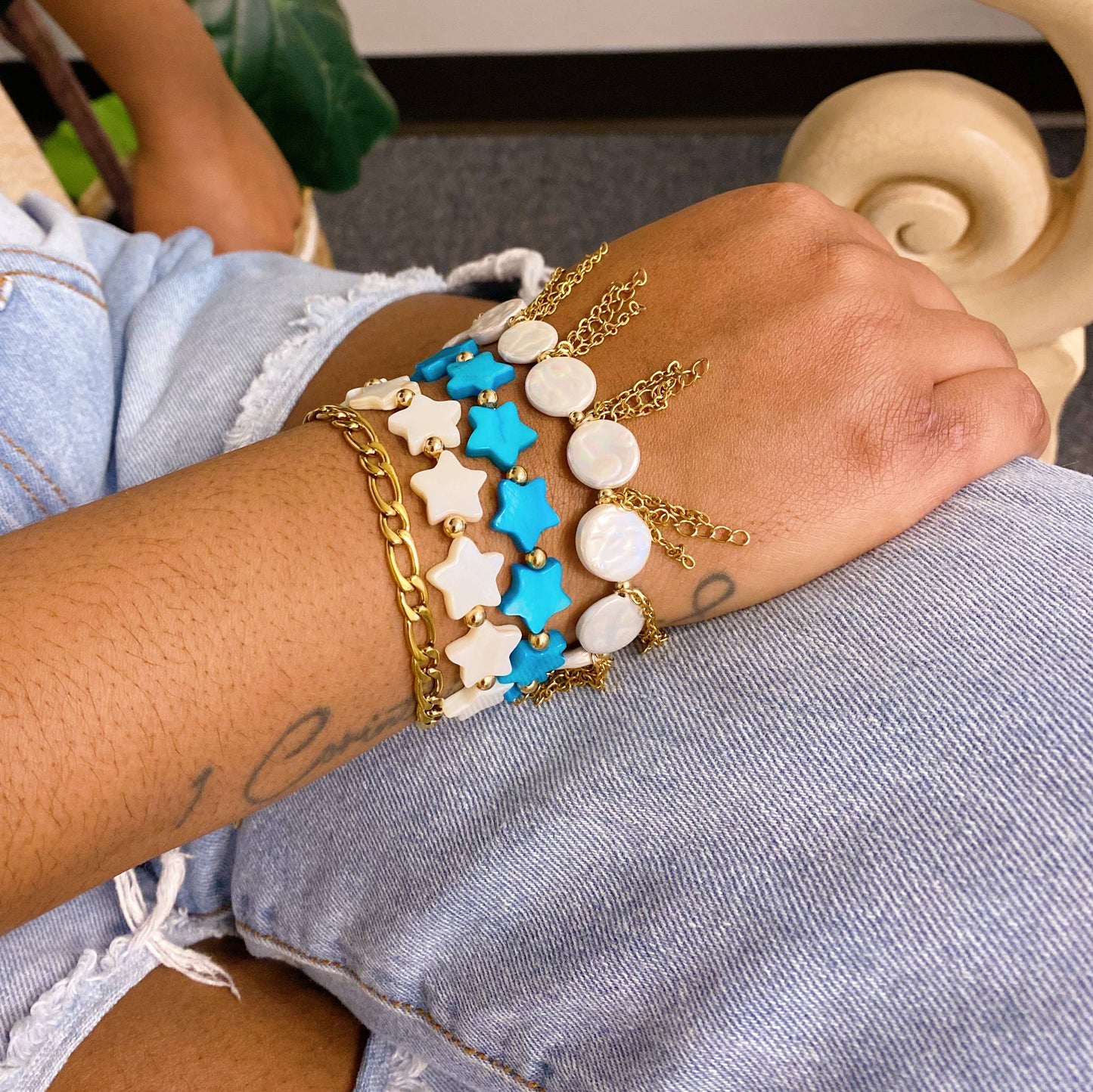 Shelly Star Stretch Bracelet: Blue
