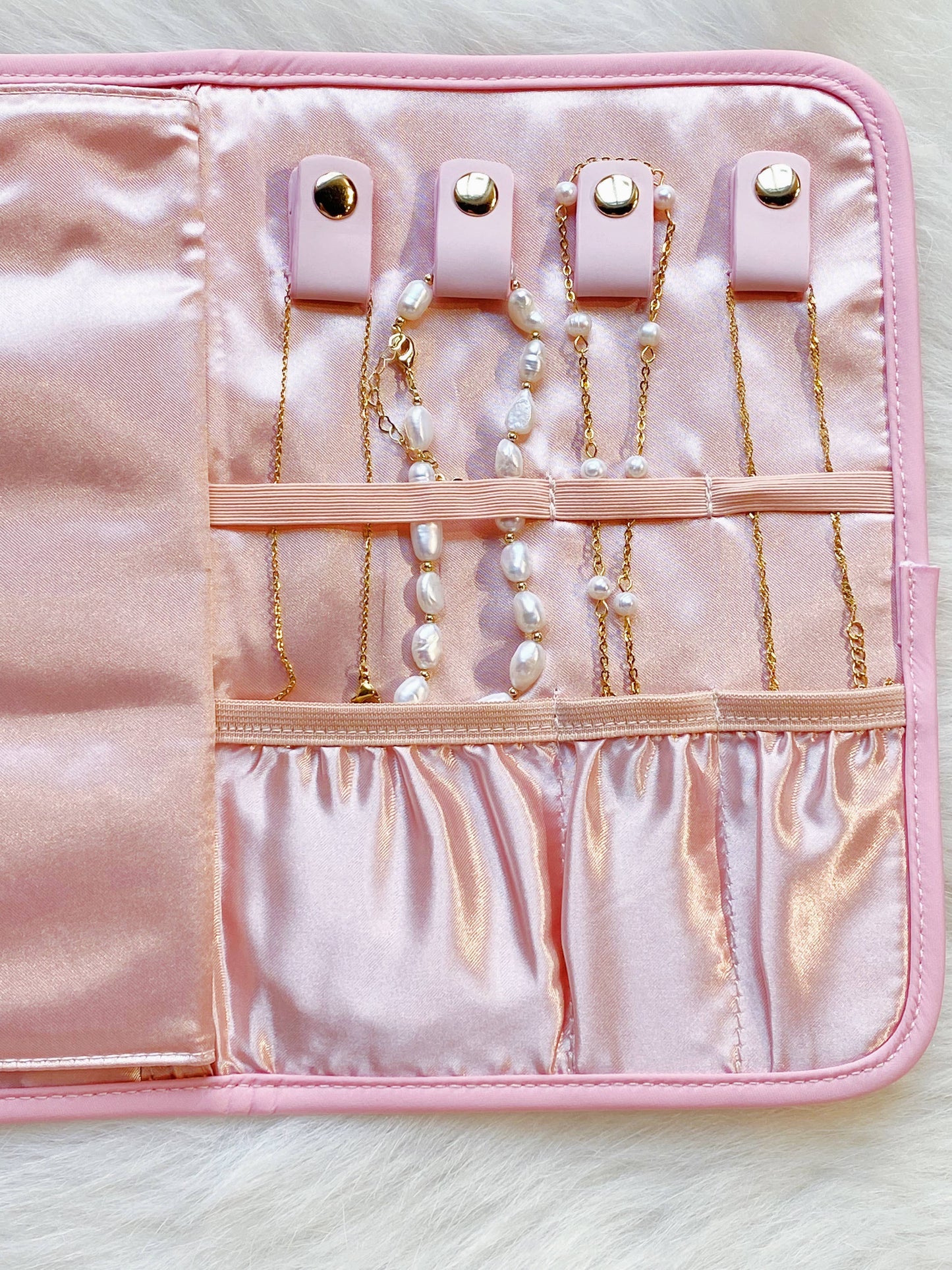 Lisa Quilted Jewelry Organizer: Pink